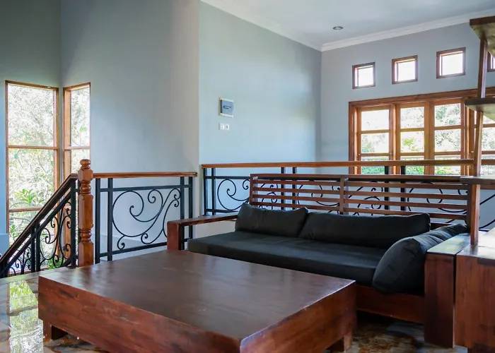 Villa With Private Pool And Garden In Nusa Dua 3Br